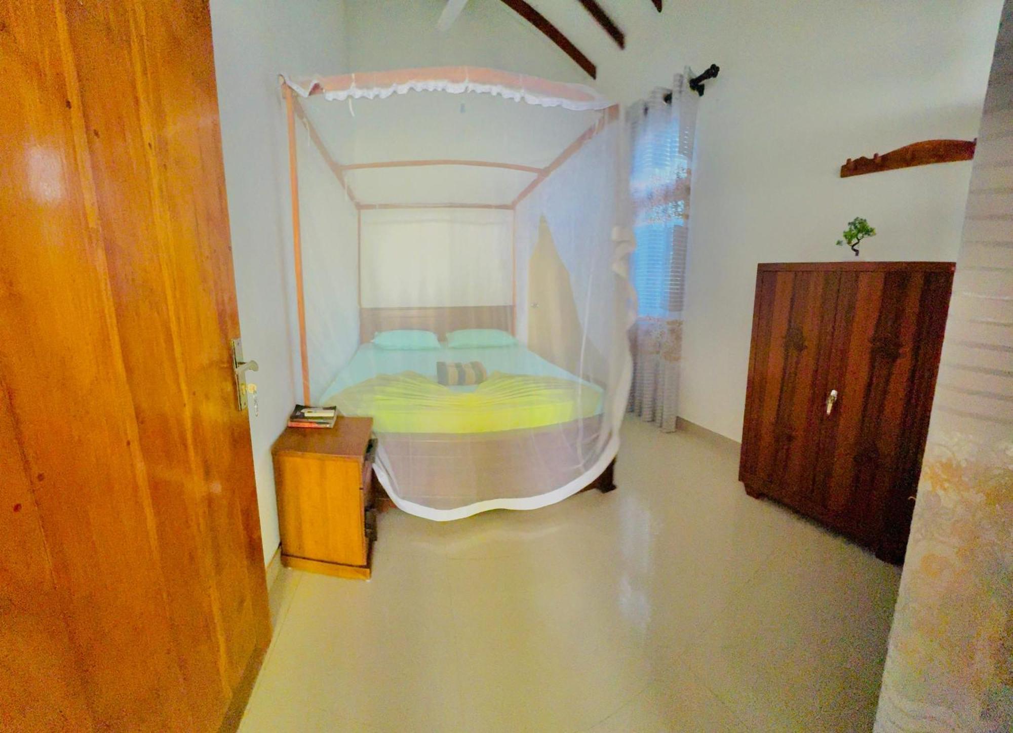 Nethmi Homestay & Restaurant Тангалла Номер фото