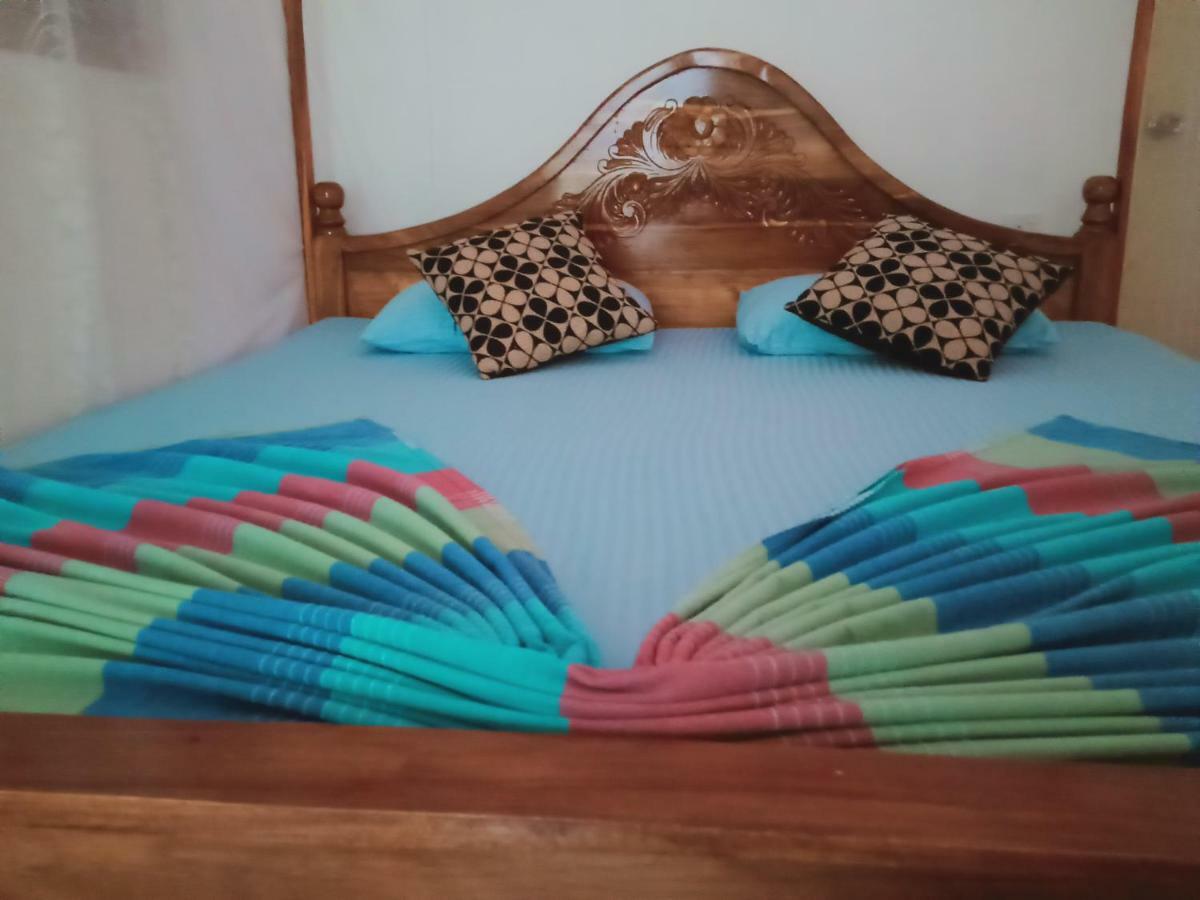 Nethmi Homestay & Restaurant Тангалла Экстерьер фото